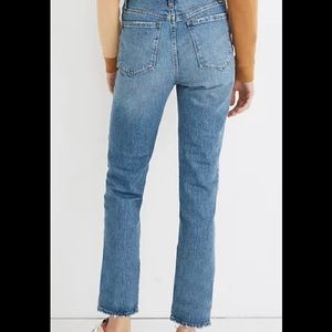 Madewell Classic Straight Jean in Nearwood Wash